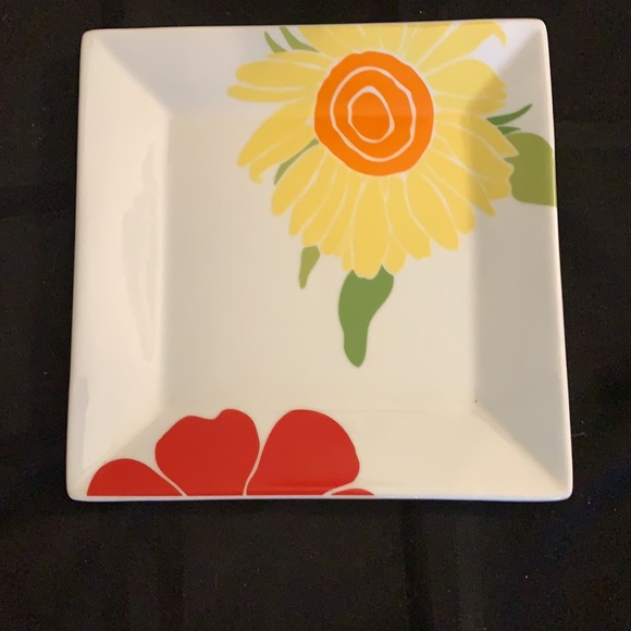 Set of 4 floral appetizer 7” - Picture 3 of 7